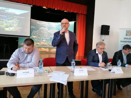 Podpredseda SOPK Miloslav Karaffa uviedol druhý panel podujatia